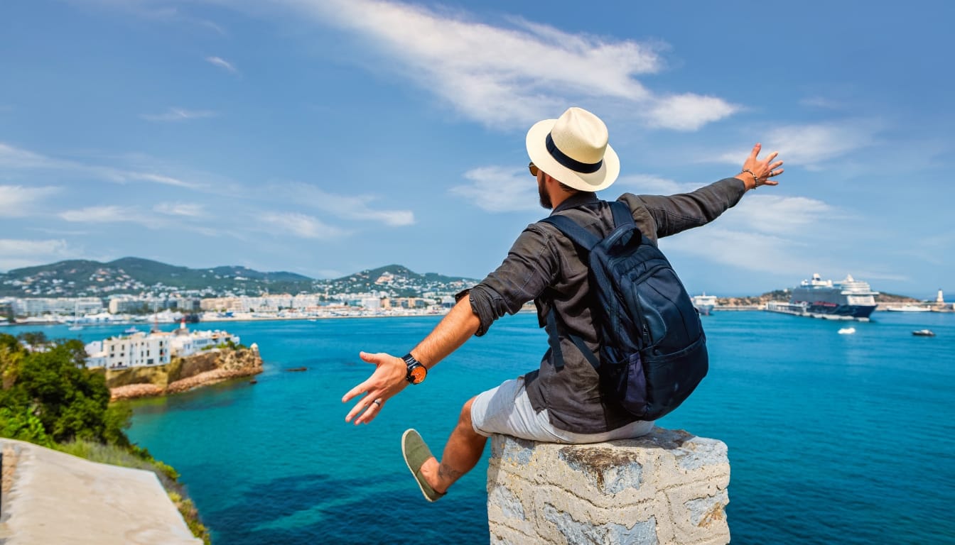 How to Stay Healthy While Traveling